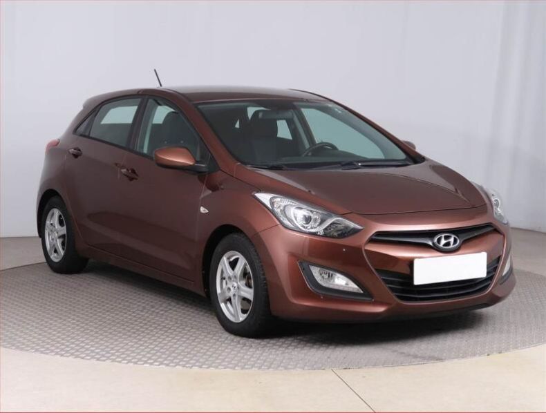 Hyundai i30 - hlavní foto