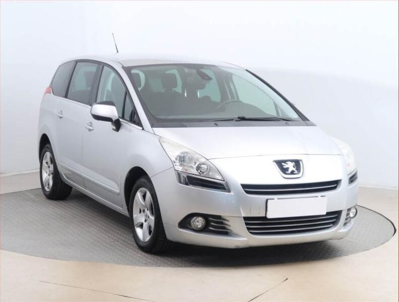 Peugeot 5008 - hlavní foto