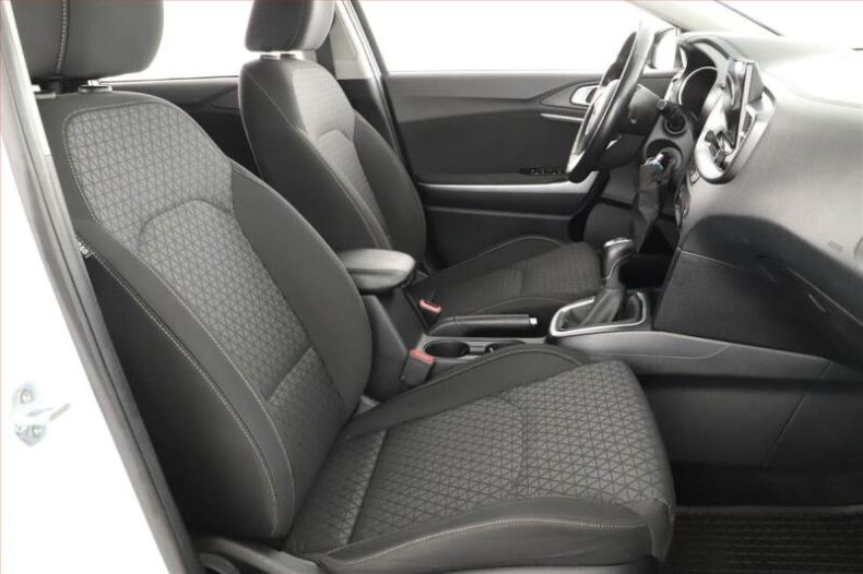 Kia Cee'd - hlavní fotka