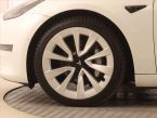 Tesla Model 3 - fotka číslo 13