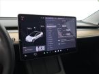 Tesla Model 3 - fotka číslo 19