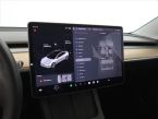 Tesla Model 3 - fotka číslo 22