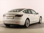 Tesla Model 3 - fotka číslo 4