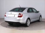 Škoda Rapid - fotka číslo 4