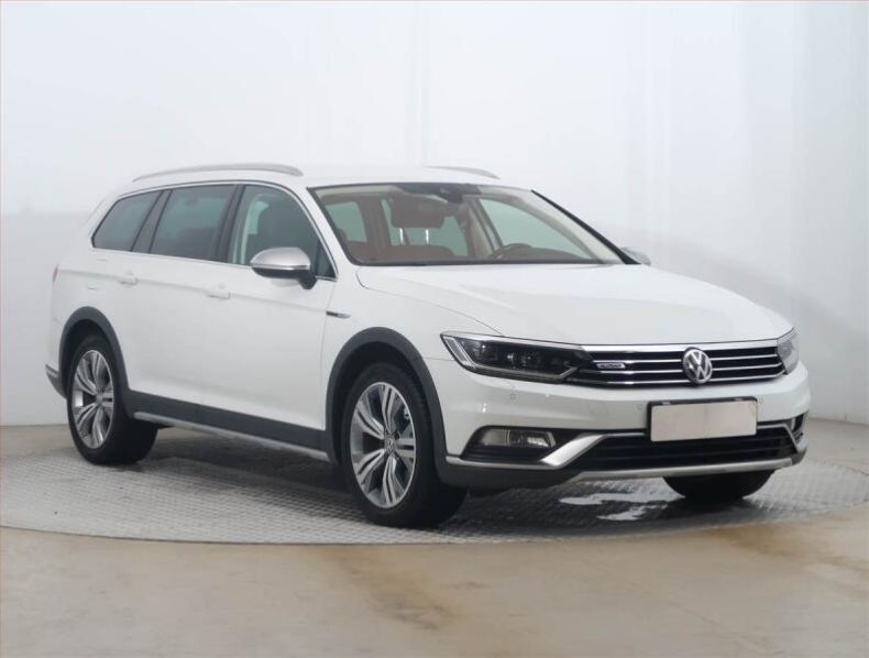 Volkswagen Passat - hlavní foto