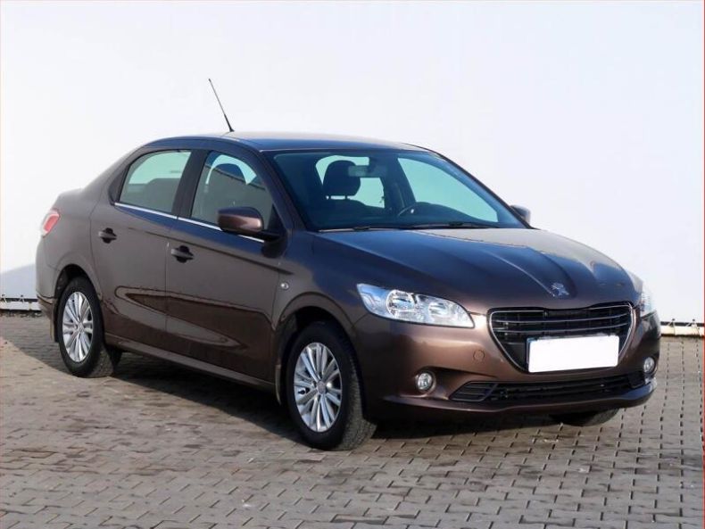 Peugeot 301 - hlavní foto