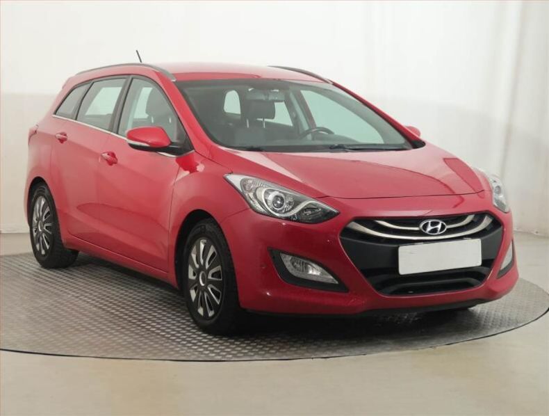Hyundai i30 - hlavní foto