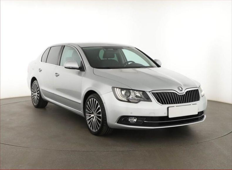 Škoda Superb - hlavní fotka inzerátu