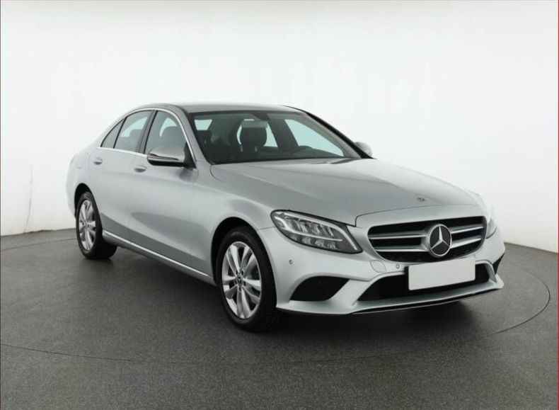Mercedes Třída C - hlavní foto
