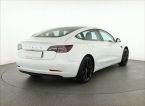 Tesla Model 3 - fotka číslo 4