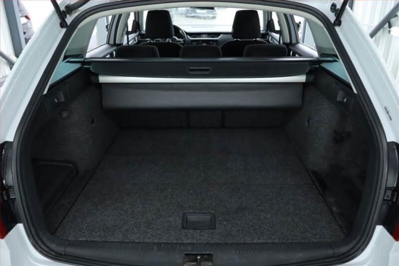 Škoda Octavia - hlavní fotka