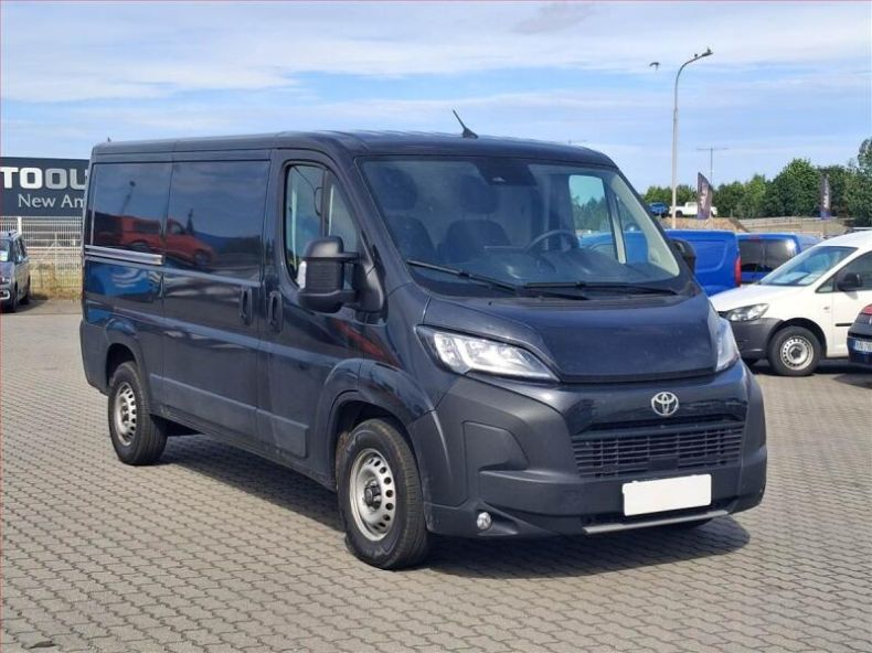 Toyota Proace Max - hlavní foto