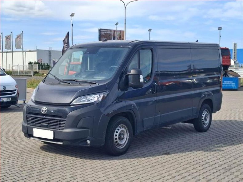 Toyota Proace Max - hlavní fotka