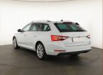 Škoda Superb - fotka číslo 3