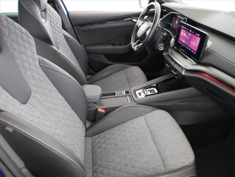 Škoda Octavia - hlavní fotka