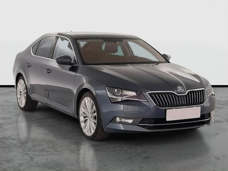 Škoda Superb - hlavní foto