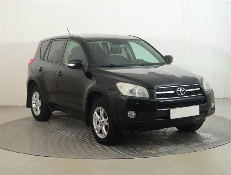 Toyota RAV 4 - hlavní foto