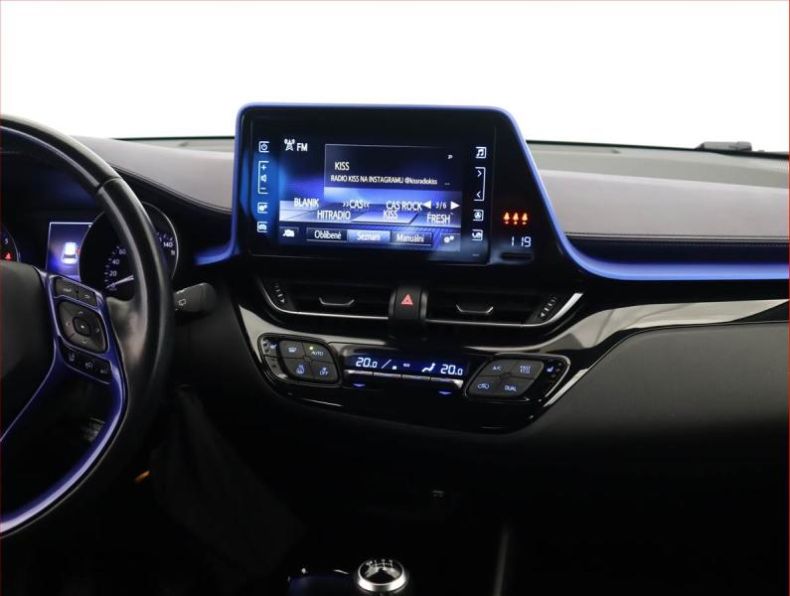 Toyota C-HR - hlavní fotka