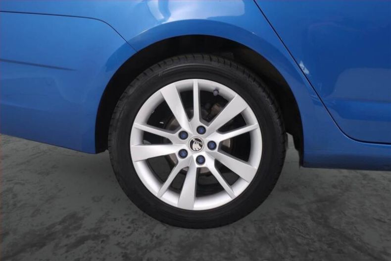 Škoda Octavia - hlavní fotka