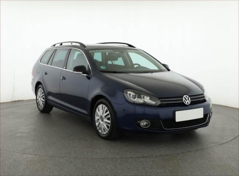 Volkswagen Golf - hlavní foto