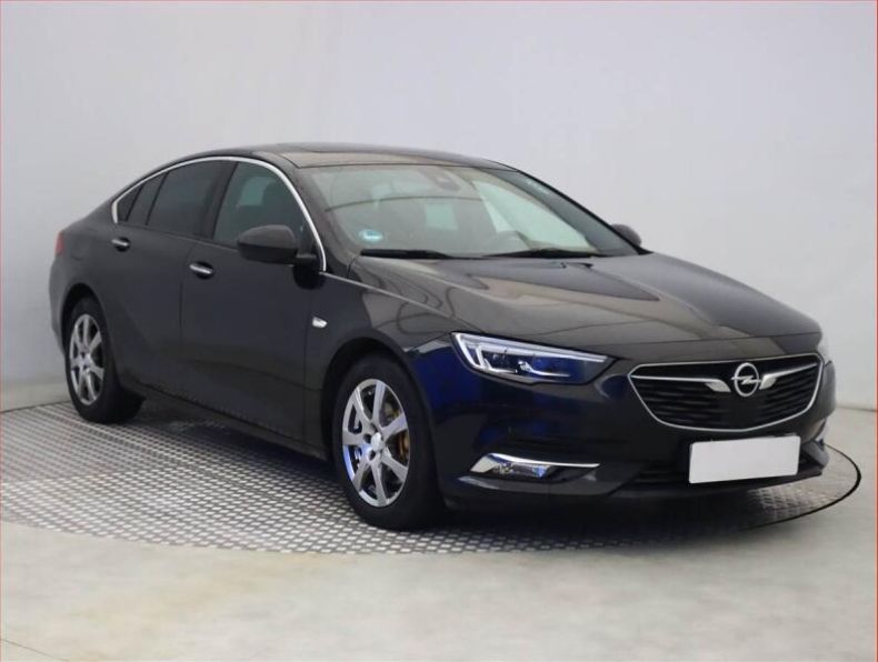 Opel Insignia - hlavní foto