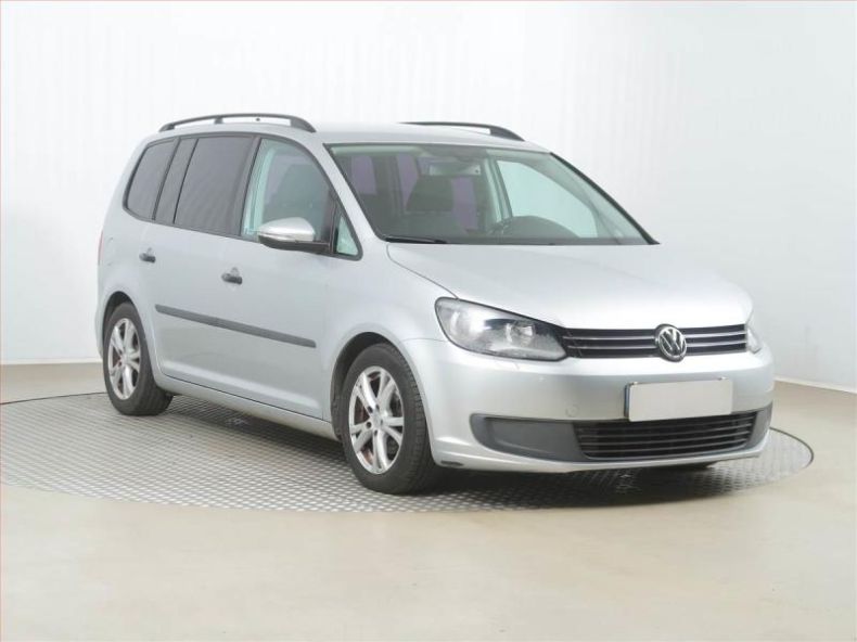 Volkswagen Touran - hlavní foto