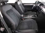 Volkswagen Passat - fotka číslo 8