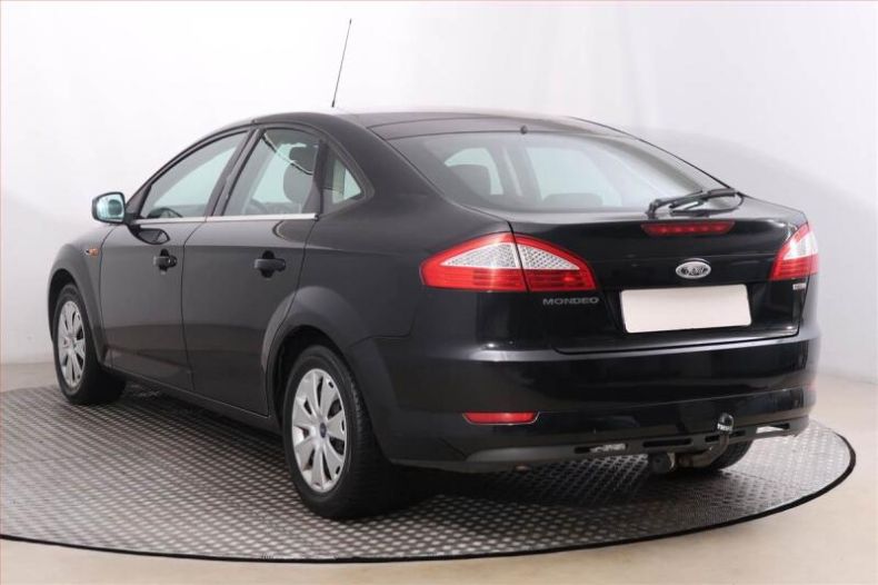 Ford Mondeo - hlavní fotka