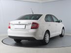 Škoda Rapid - fotka číslo 4