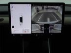 Tesla Model 3 - fotka číslo 15