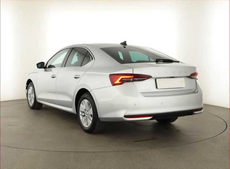 Škoda Octavia - hlavní fotka