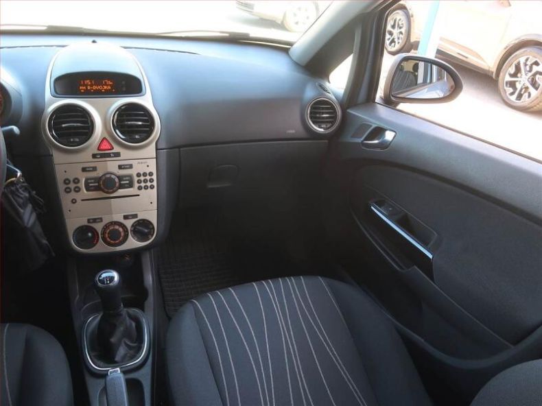 Opel Corsa - hlavní fotka