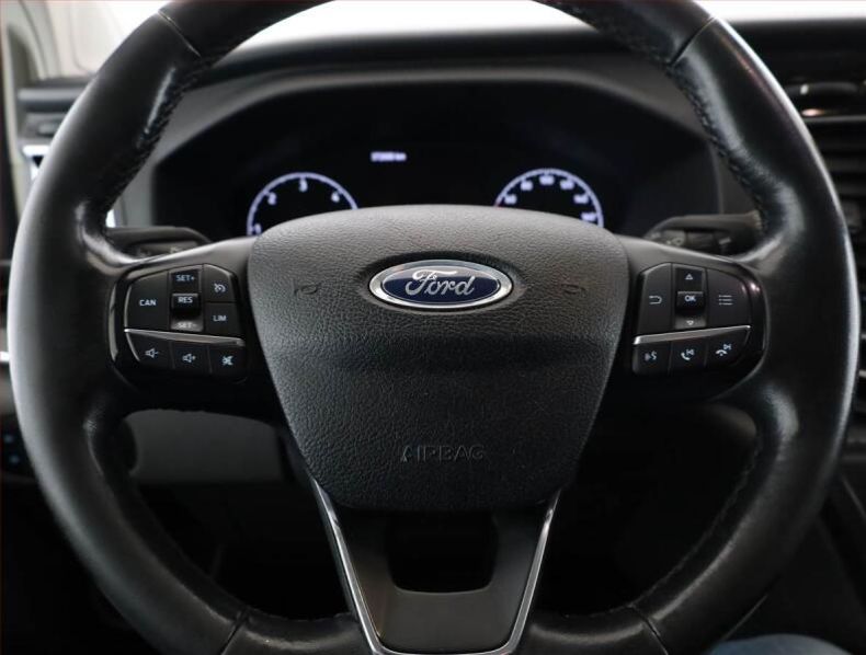 Ford Tourneo - hlavní fotka