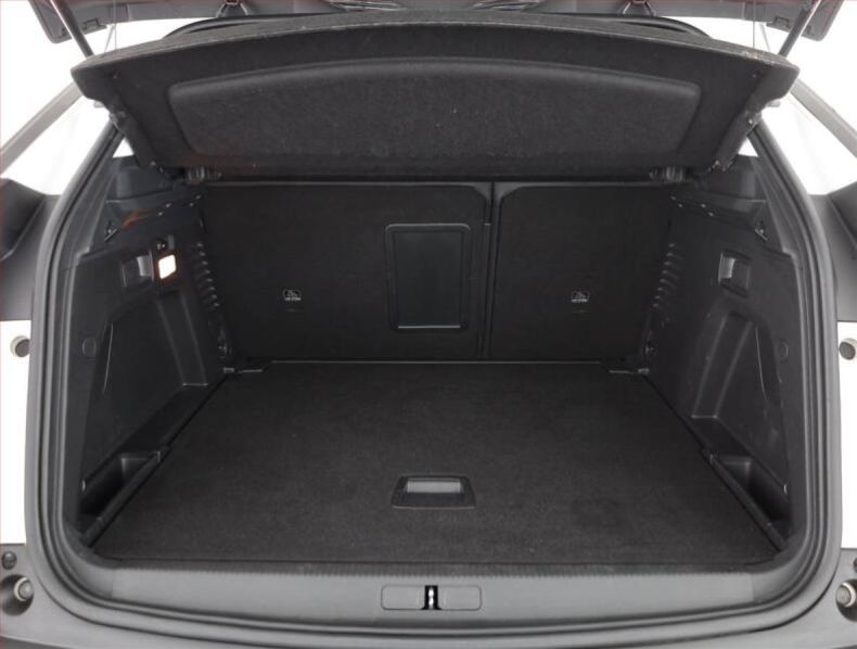 Peugeot 3008 - hlavní fotka