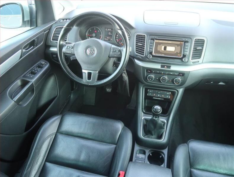 Volkswagen Sharan - hlavní fotka inzerátu