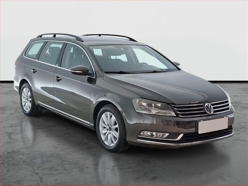 Volkswagen Passat - hlavní fotka inzerátu