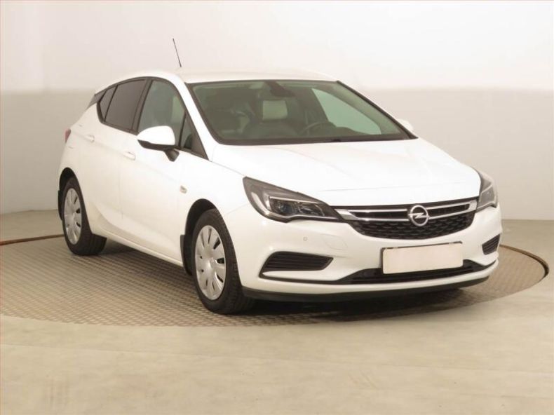 Opel Astra - hlavní fotka inzerátu