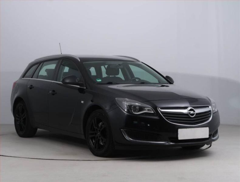 Opel Insignia - hlavní foto