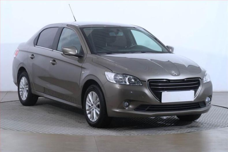 Peugeot 301 - hlavní foto