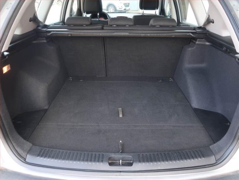 Kia Cee'd - hlavní fotka