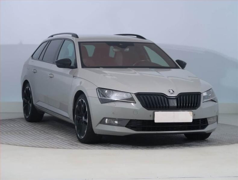 Škoda Superb - hlavní fotka inzerátu