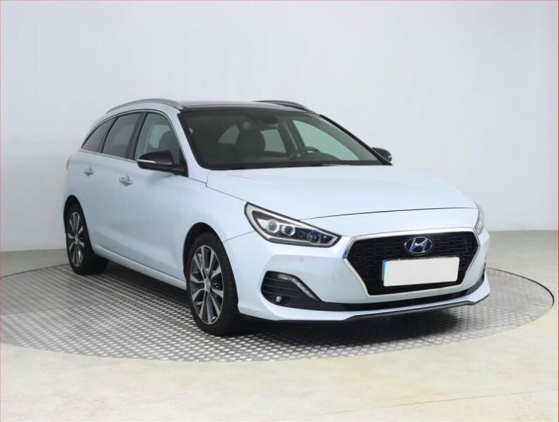 Hyundai i30 - hlavní foto