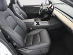 Tesla Model Y - fotka číslo 8