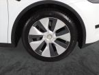 Tesla Model Y - fotka číslo 13