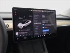 Tesla Model Y - fotka číslo 22