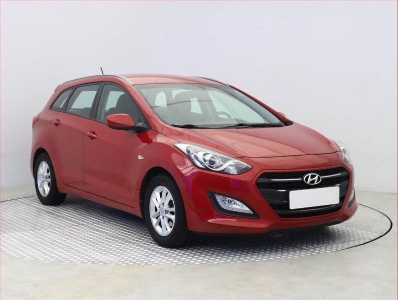 Hyundai i30 - hlavní foto