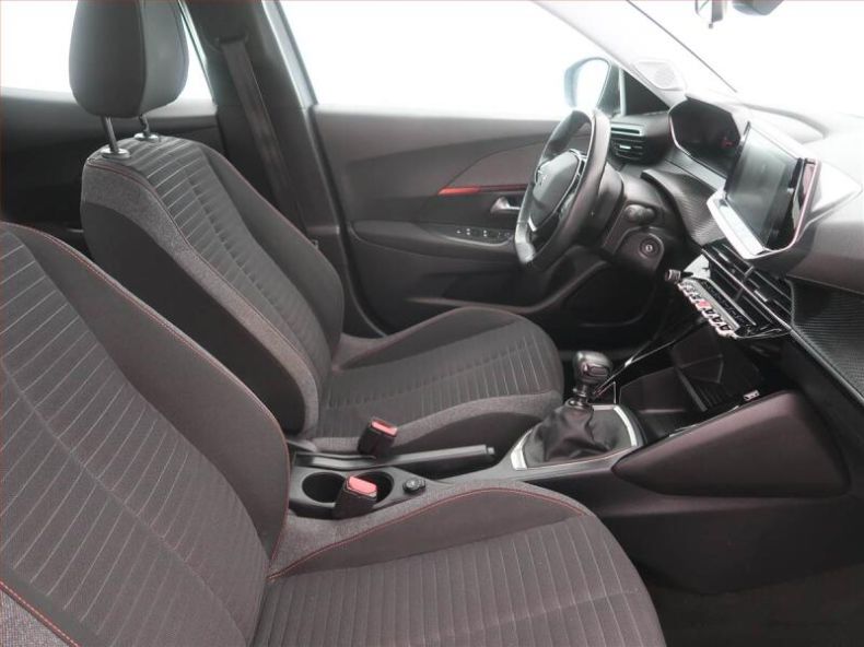 Peugeot 2008 - hlavní fotka