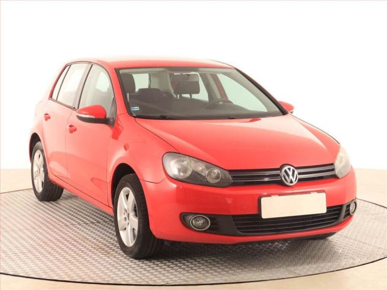 Volkswagen Golf - hlavní foto