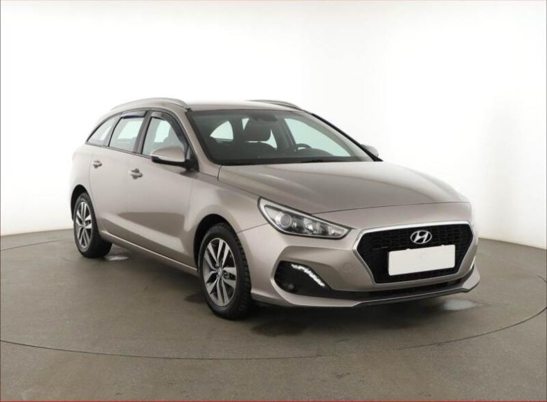 Hyundai i30 - hlavní fotka inzerátu