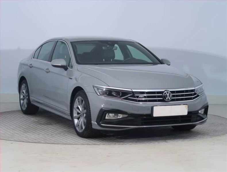 Volkswagen Passat - hlavní foto